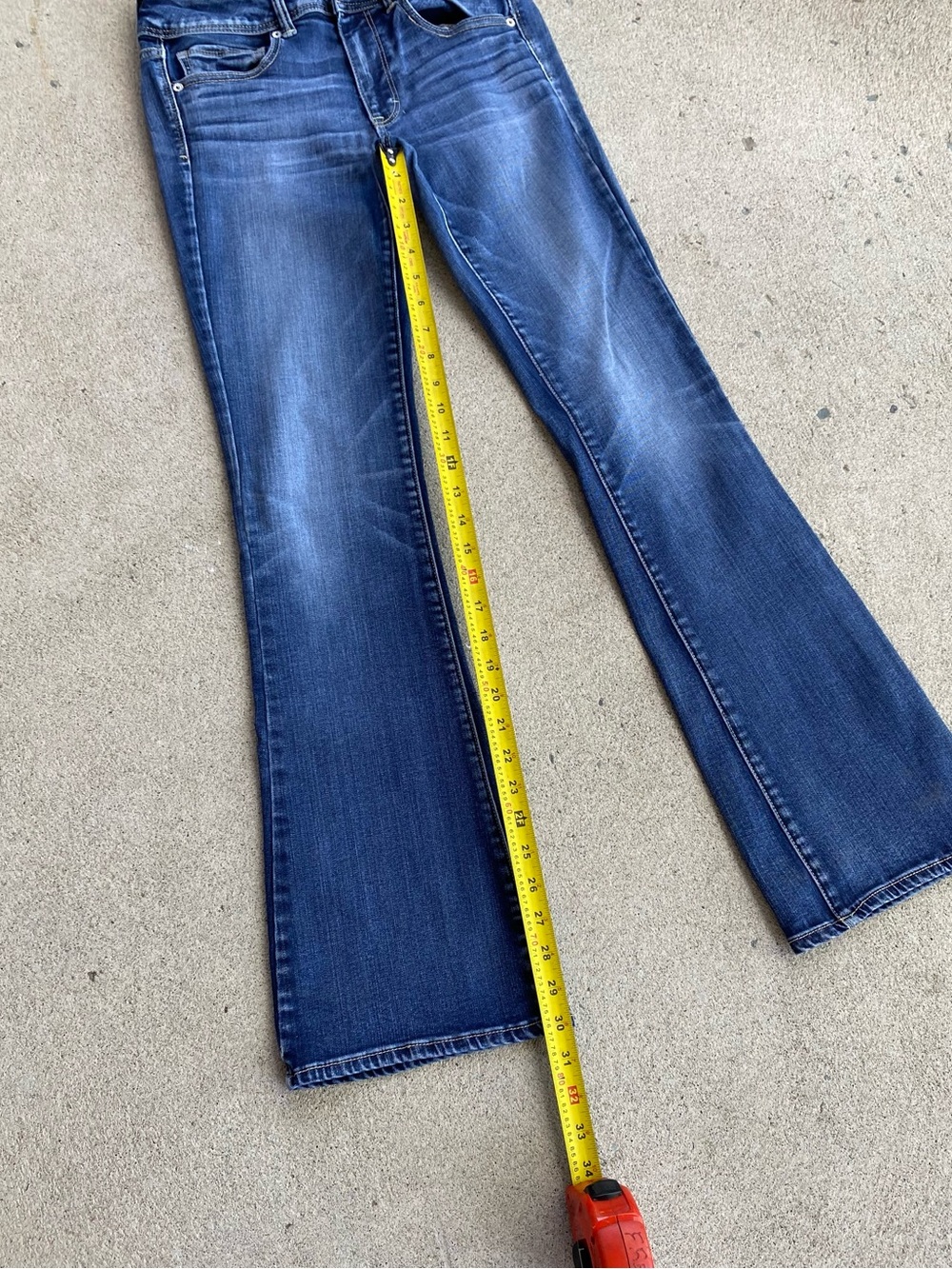 Y2k American Eagle Low-Rise Bootcut Jeans - Stretch - Picture 6 of 9